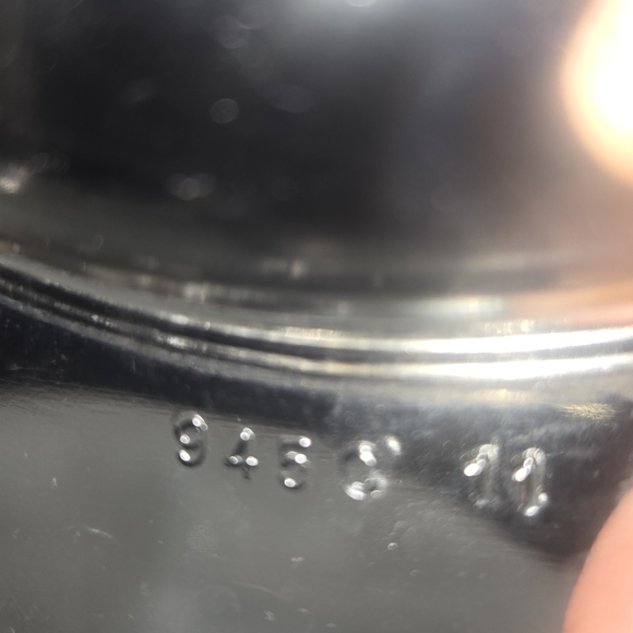 Vintage Pyrex Dish - Picture 4 of 6